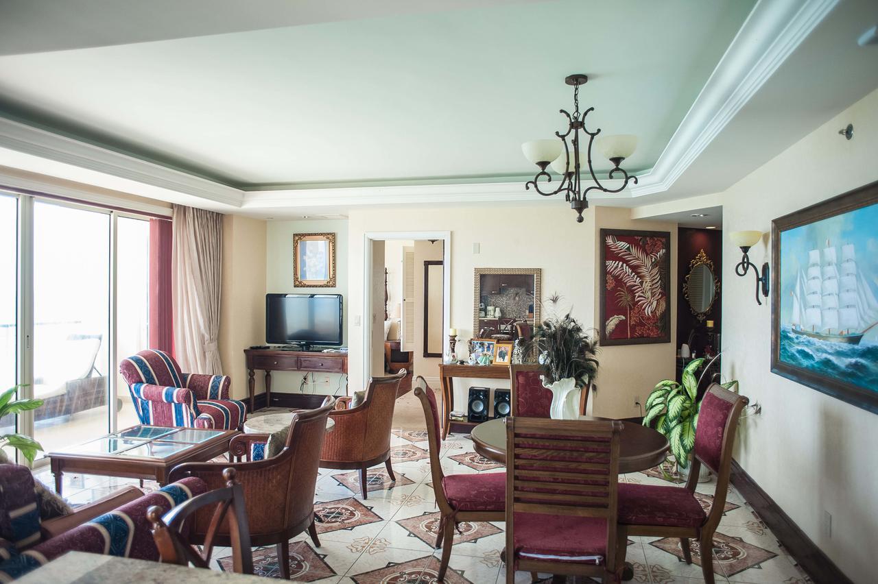 Palmyra Luxury Beach Condos Montego Bay Eksteriør bilde