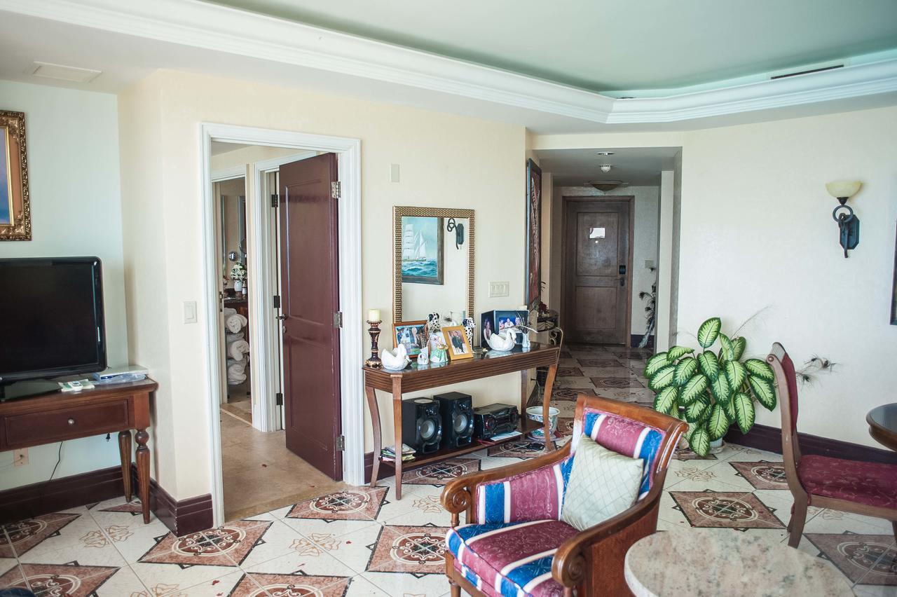 Palmyra Luxury Beach Condos Montego Bay Eksteriør bilde