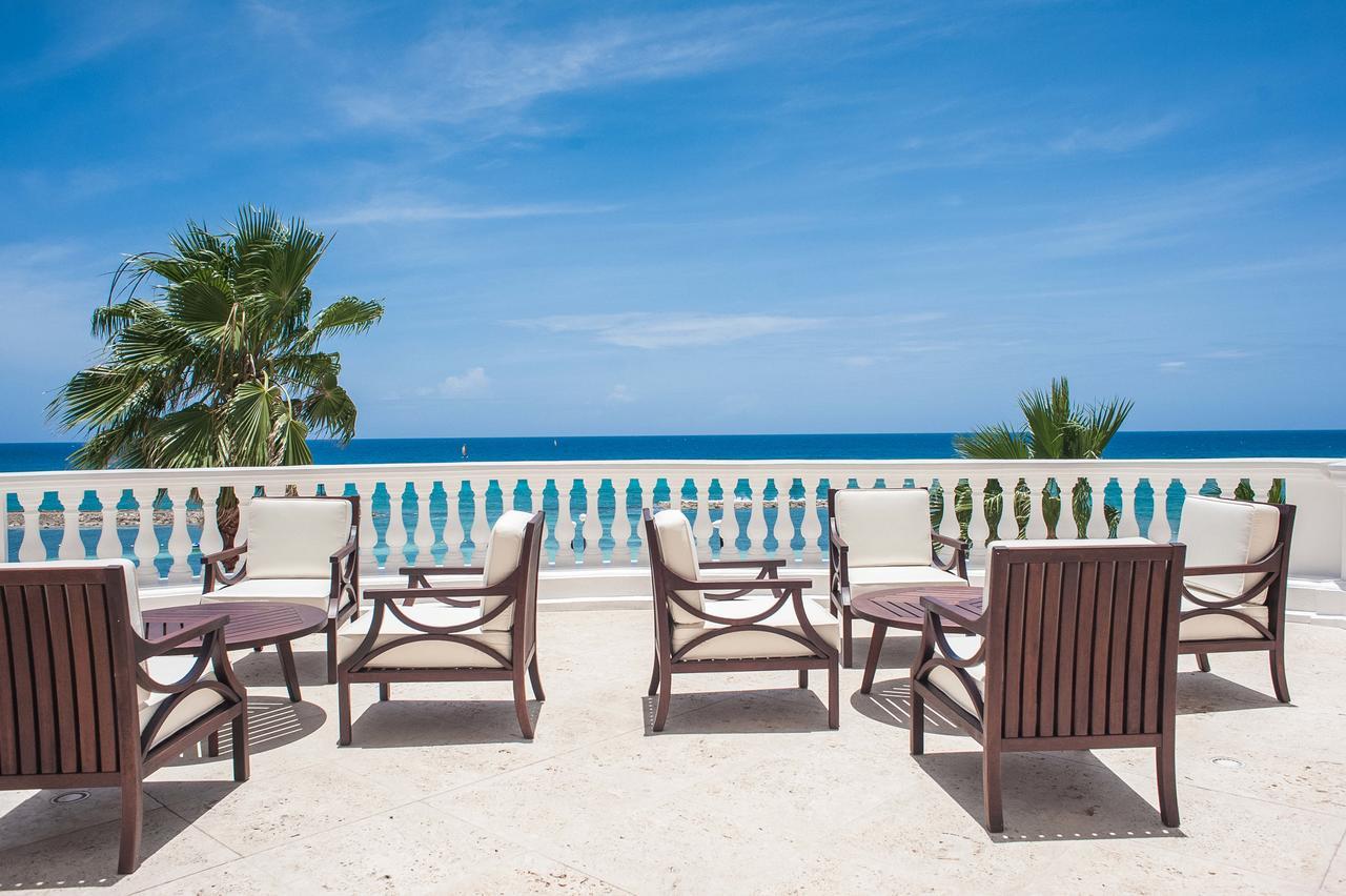 Palmyra Luxury Beach Condos Montego Bay Eksteriør bilde