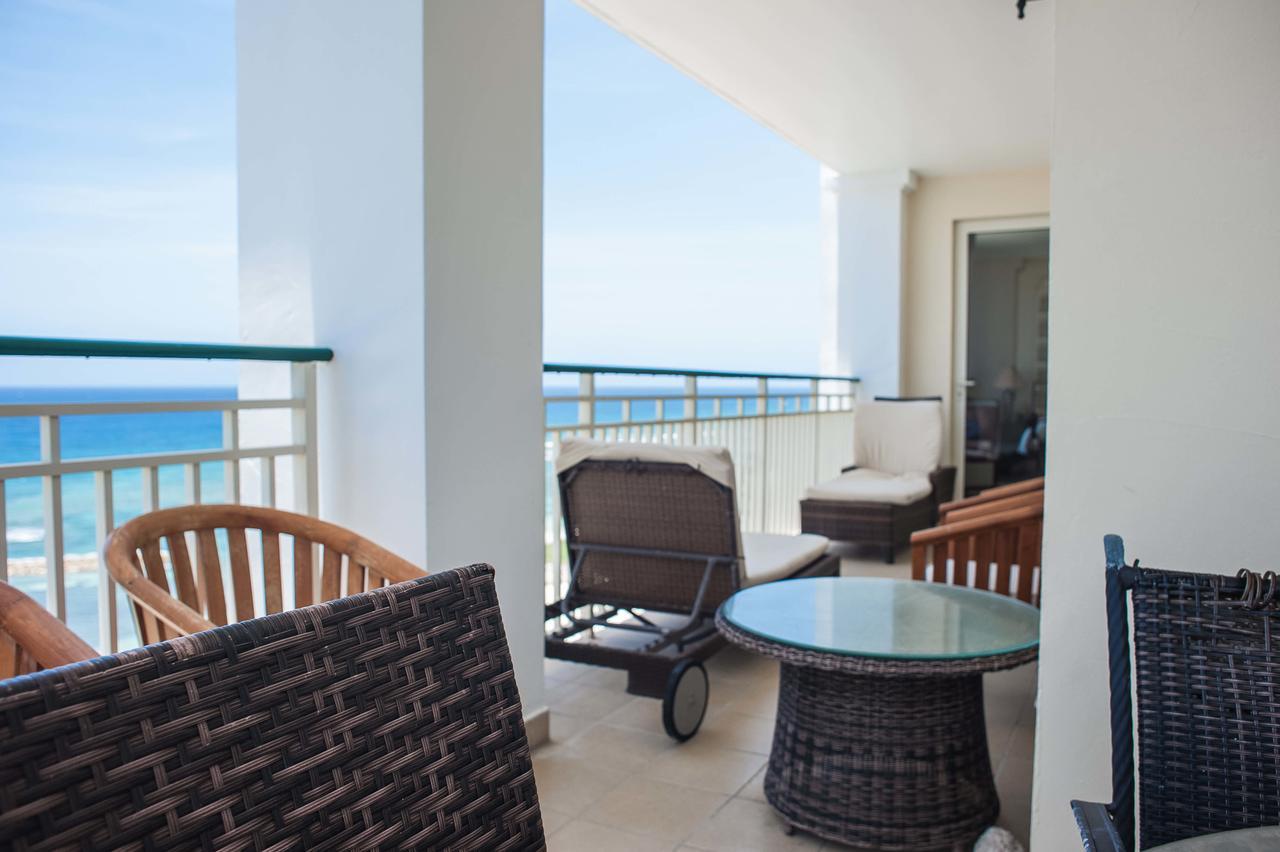 Palmyra Luxury Beach Condos Montego Bay Eksteriør bilde